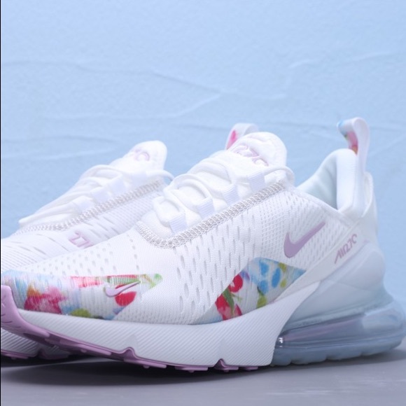 SOLD Nike Air Max 270's - Picture 4 of 12